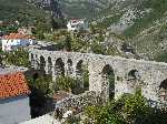 Montenegro: Het oude aquaduct in Bar - Worldtrip_0246.jpg - Copyright : Ronald van der Veer (http://www.veeronline.nl)