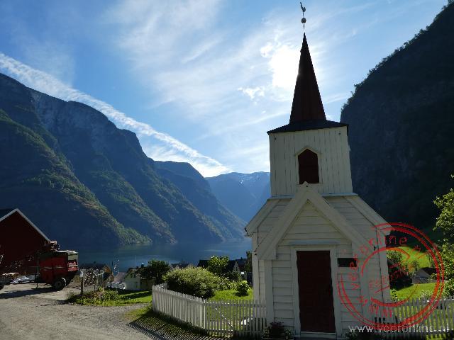 Naar het uiterste noorden van Europa - De kleinste kerk van Noorwegen biedt plaats aan maximaal 40 personen