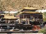 Tibet: Het Tashilunpoklooster in Shigatse - P3Tibet_0554.jpg - Copyright : Ronald van der Veer (http://www.veeronline.nl)